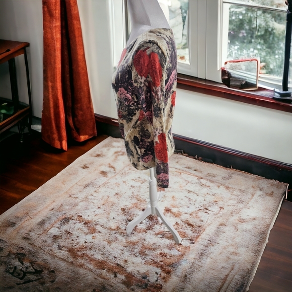 Talbots 100% Pure Merino Wool Sweater Medium Petite Red Tan Floral Long Sleeve - Picture 6 of 6